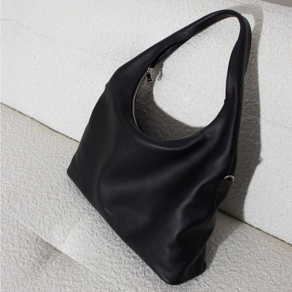 Mina Baie Handbags - Sienna Leather Hobo Diaper Bag (gold hardware) dead stock